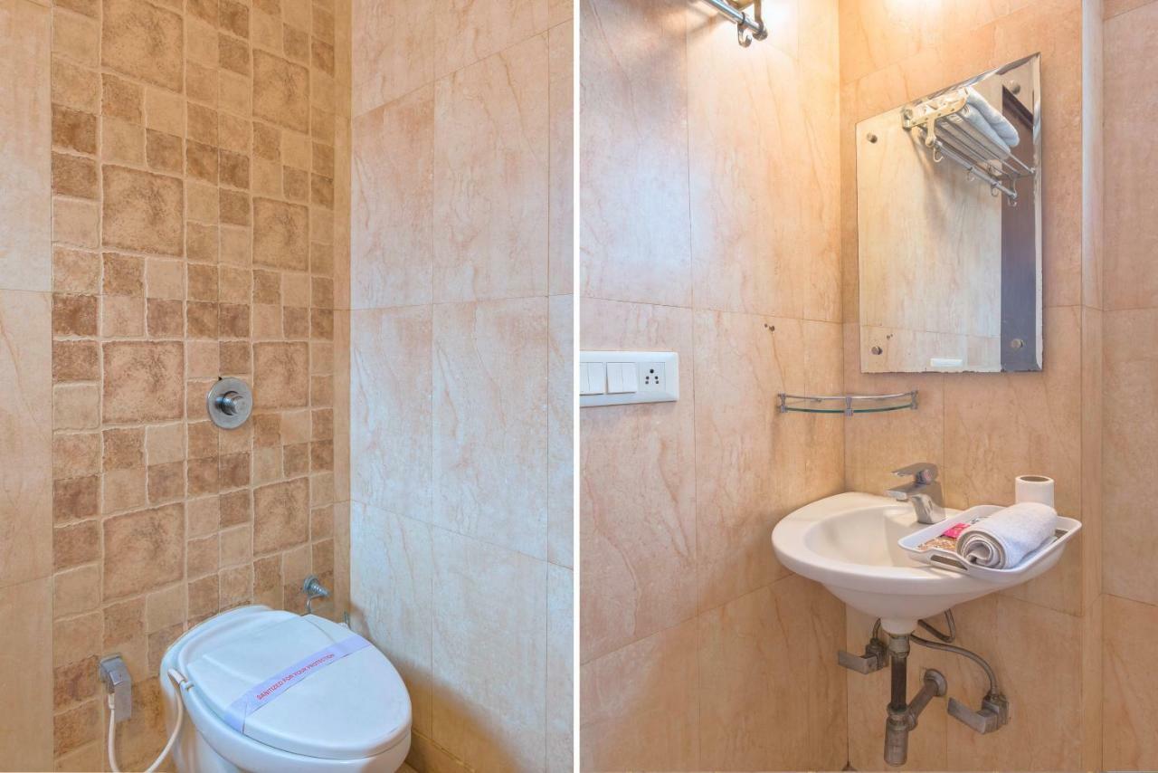 Hotel La Vista Delhi Zewnętrze zdjęcie